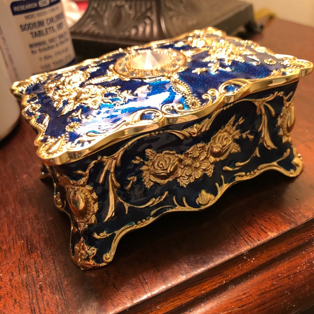 💍 BOGO FREE NWOT Blue gold Boho  jewelry box